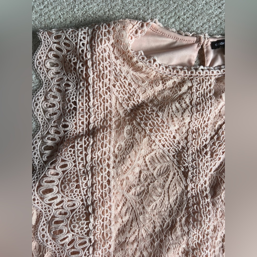 Cable & Gauge Pink Lace Sleeveless Cap Sleeve Blouse Large - Picture 2 of 11